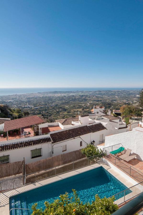 Apartment Vista De Pajaro Михас Экстерьер фото